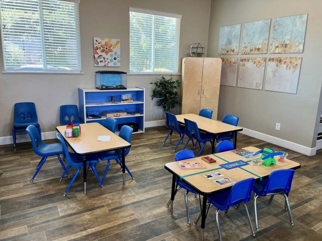Brentwood - Chestnut Street 6 Sunshine House, CA Brestwood Chestnut- preschool classroom, children activities inside